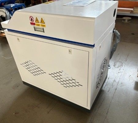 Home 2000w 3000w Pulse Fiber Laser Cleaning Machine per la pulizia della superficie di ruggine sulle superfici metalliche dal sistema di controllo Au3tech