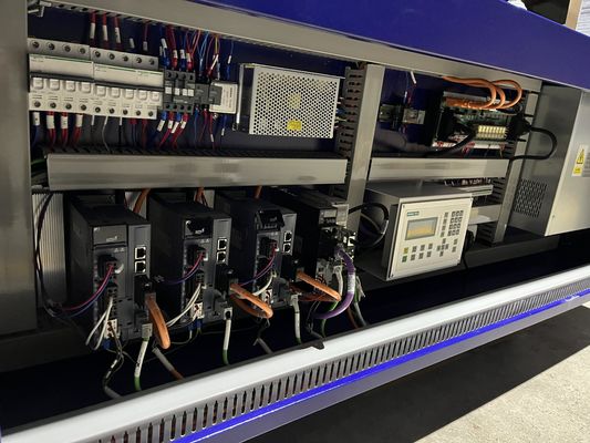 Funzione di messa a fuoco automatica 1000kw 2000kw 3000kw macchina di taglio laser CNC per taglio laser a fibra di lamiera di Au3tech/Cypcut Control System
