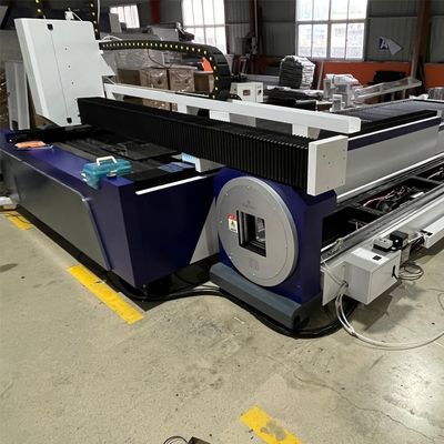 Testa laser Raytools 0.05mm Precisione di posizionamento Piattaforma di navetta metallica Fibra laser macchina di taglio per metallo tubo di foglio