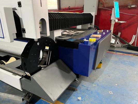 HIWIN Guiderail 1500w/2000w/3000w CNC Sì Modalità di funzionamento Tagliatore di piastre e tubi a onde continue con sorgente laser MAX/RAYCUS
