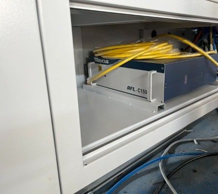 6015 CNC Tube Laser Cutter Pipe Fiber Laser Cutting Machine per il taglio di tubi